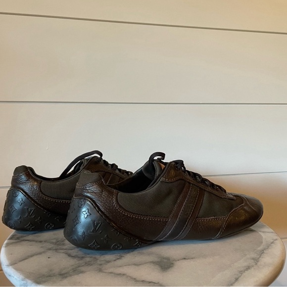 Louis Vuitton G0 Leather sneakers Size US 10 - Picture 2 of 6